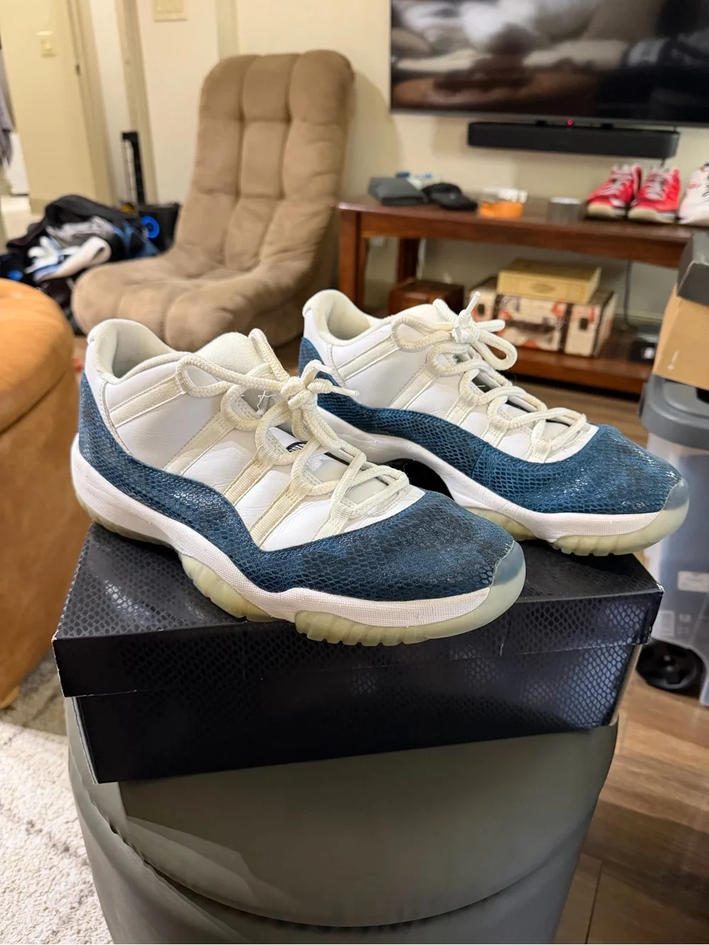 Air Jordan 11 size 12 (Low Navy Snakeskin 2019) CD6846-102